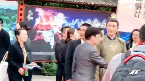 横店干饭小王子爆料视频,幕后美食故事